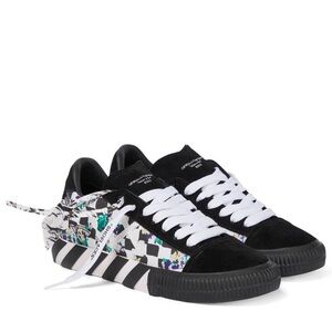 Off-White Vulc Sneaker